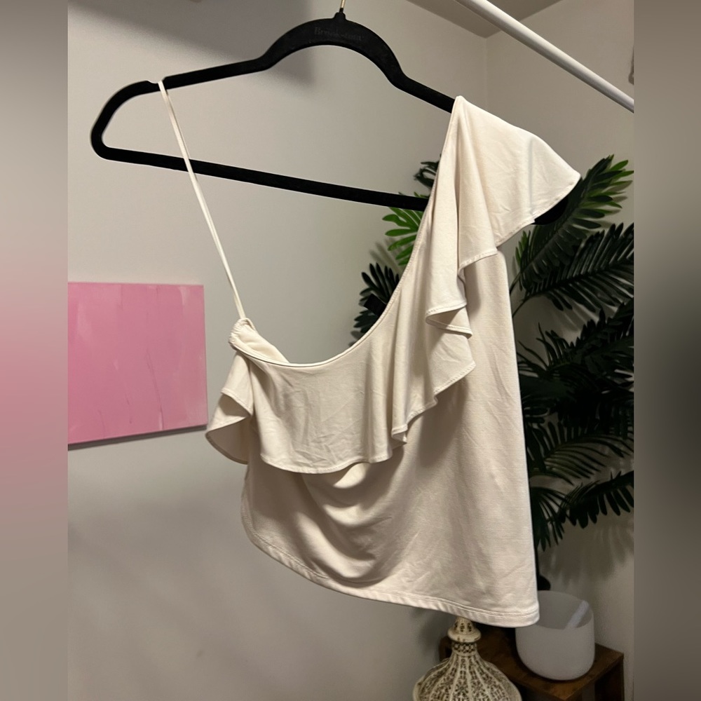 Express Ruffled One Shoulder Top - Picture 2 of 5